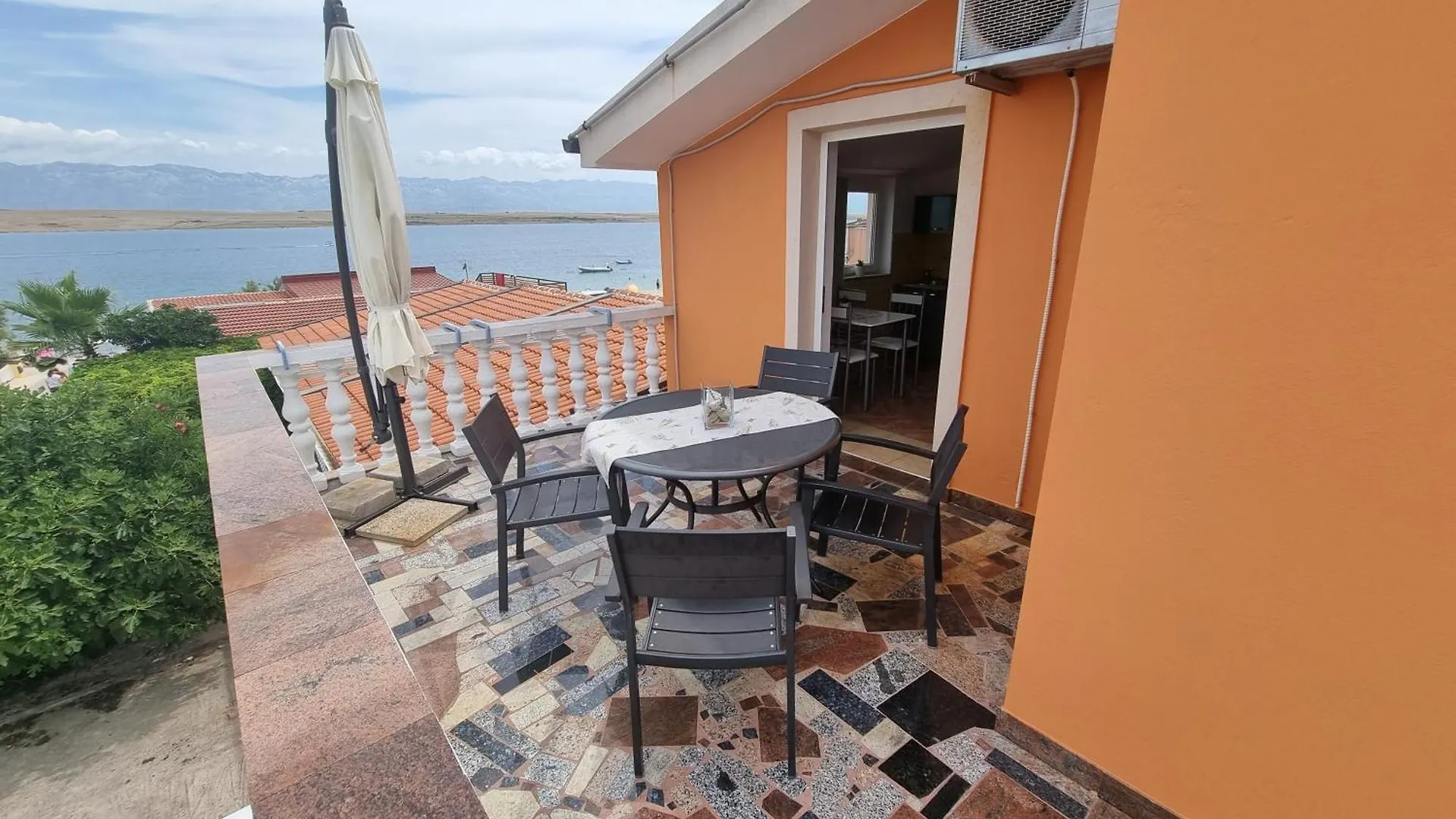 Apartments By The Sea Vir - 21649 Croatia